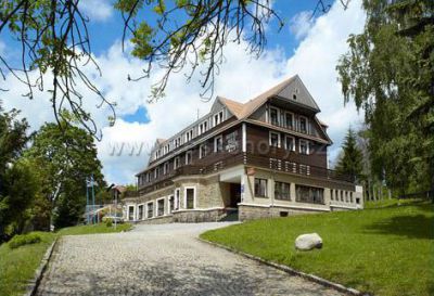 Hotel Biały Horzec ***