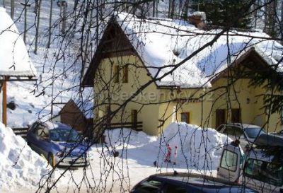 Chata Lhoťanka