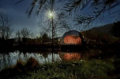 Glamping Jedlová z wellness zewnętrznym