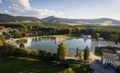 Glamping Jedlová z wellness zewnętrznym