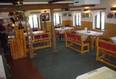 Pensjnat Kinskeho dvur