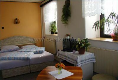 Pensjonat-Winiarnia Peklo