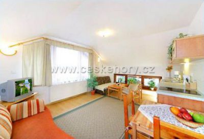 Pensjonat Restaurant i Apartamenty Karolina