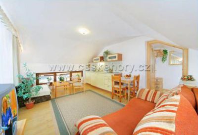Pensjonat Restaurant i Apartamenty Karolina