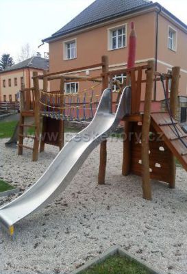 Pensjonat i Restauracja Na Krizovatce