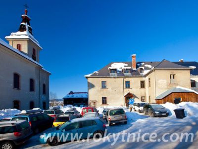 Schronisko turystyczne Fara Rokytnice nad Izerą